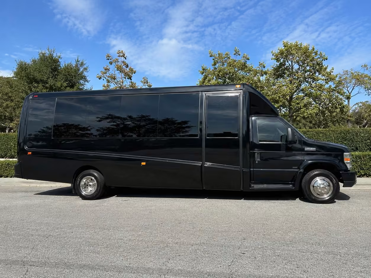 15 passenger minibus