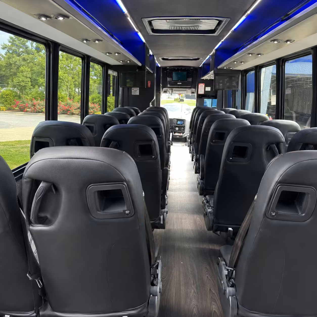 tulsa minibus rental